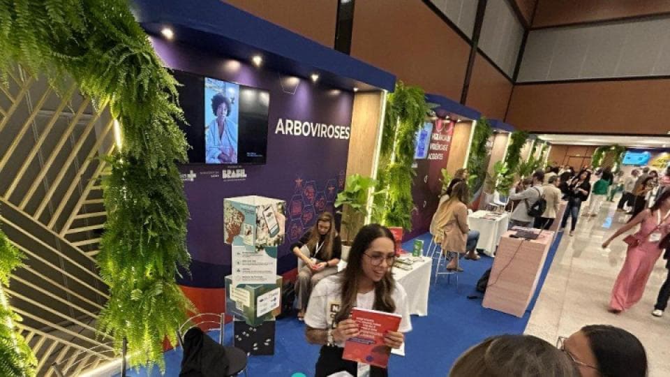 Estande sobre arboviroses destaca inovação e estratégias de controle na 18ª ExpoEpi
